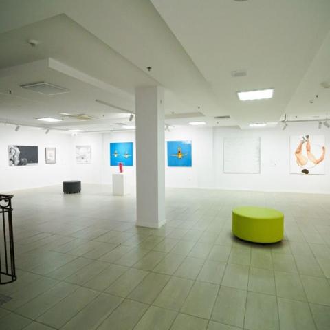 Выставка "Игра миров"