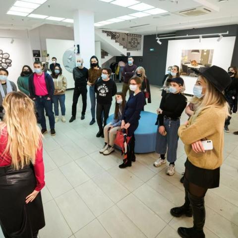 Выставка "Игра миров"